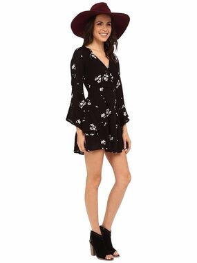 Free‎ People Jasmine Embroidered Mini Dress Size 8 Black Surplice